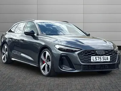 Used Audi A5 Advanced 299 HP (219 kW) 2025 Daytona grey Estate