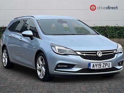 Used Vauxhall Astra SRi 136 HP (100 kW) 2019 Silver Estate