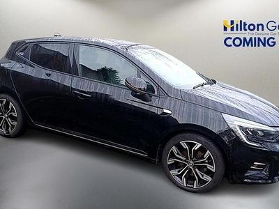 Black Used 2022 Renault Clio V SE Hatchback | £14,650 (Fair price)