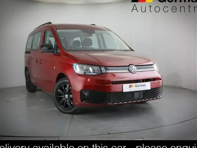 Used VW Caddy Maxi Life 122 HP (89 kW) 2022 Red MPV