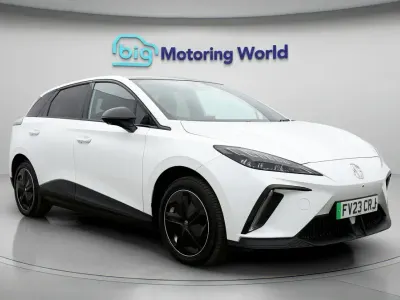 Used MG MG4 EV Trophy 319 kW (435 HP) 2023 White Hatchback