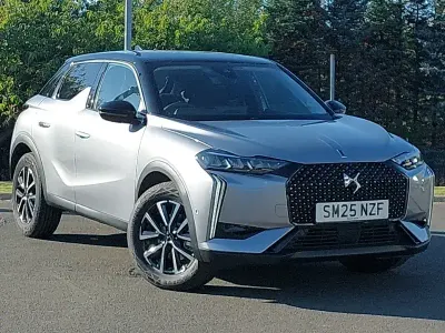 New DS Automobiles DS3 136 HP (100 kW) 2025 Additional metallic paint  pearl crystal Hatchback