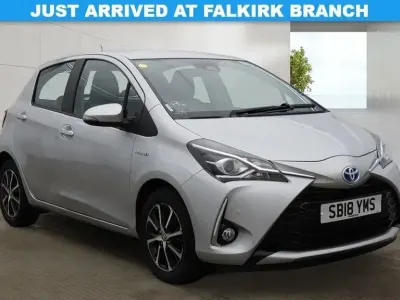 Usata Toyota Yaris Hybrid 2018 Argento Utilitaria