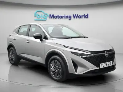 New Nissan Qashqai Acenta Premium 158 HP (116 kW) 2025 Silver SUV