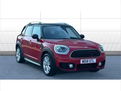 Used Mini Cooper Countryman 134 HP (98 kW) 2018 Red SUV