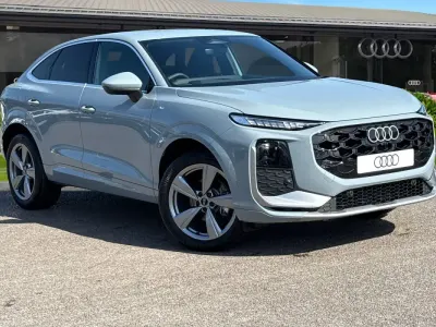 Ny Audi Q3 Sportback S-Line 150 HK (110 kW) 2026 Grå SUV