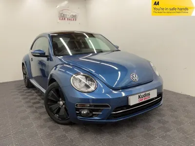 Used VW Beetle Design 105 HP (77 kW) 2017 Blue Hatchback