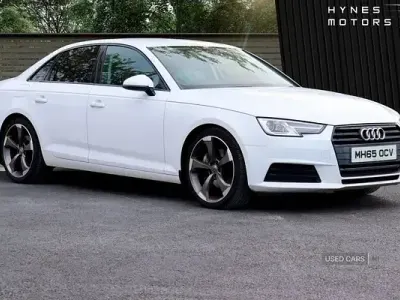 Usado Audi A4 Sport 190 HP (139 kW) 2016 Branco Sedan