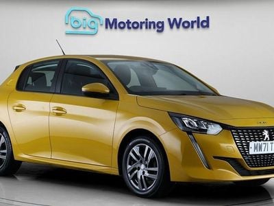 Used Peugeot 208 Active Premium 75 HP (55 kW) 2022 Yellow Hatchback