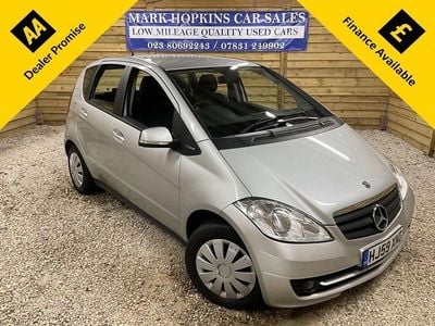 Begagnad Mercedes A150 Classic 95 HK (69 kW) 2009 Silver Halvkombi