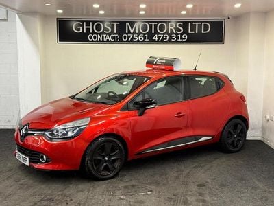 Used Renault Clio IV Dynamique 90 HP (66 kW) 2016 Red Hatchback