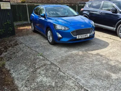 Used Ford Focus Titanium 125 HP (91 kW) 2020 Blue Hatchback