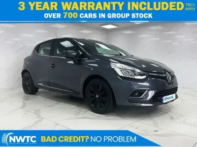 Usado Renault Clio IV Signature 90 CV (66 kW) 2017 Gris Utilitario