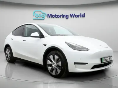 Used Tesla Model Y Long Range AWD 378 kW (514 HP) 2022 White SUV