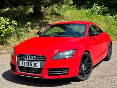 Begagnad Audi TT S-Line 2010 Röd Sportkupé