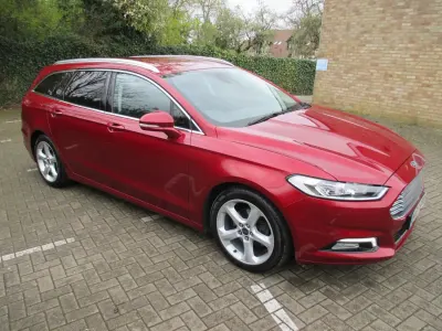 Second-hand Ford Mondeo Titanium 160 CP (117 kW) 2017 Roșu Break