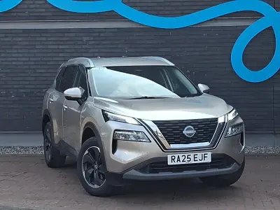 Used Nissan X-Trail N-Connecta 163 HP (119 kW) 2025 Silver SUV