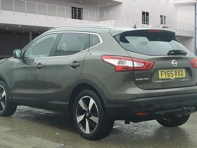 Used Nissan Qashqai N-TEC 2015 Chestnut bronze SUV