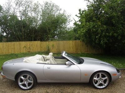 Jaguar XKR