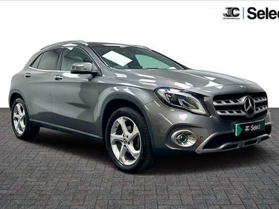 Mercedes GLA200