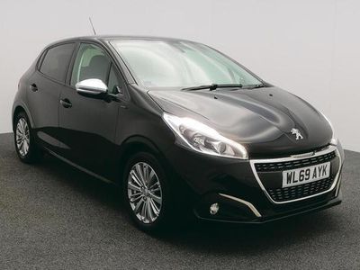 used Peugeot 208 1.2 PURETECH SIGNATURE EURO 6 (S/S) 5DR PETROL FROM 2019 FROM ST. AUSTELL (PL26 7LB) | SPOTICAR