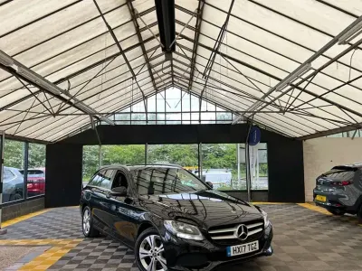 Begagnad Mercedes C200 Executive 2017 Svart Kombi