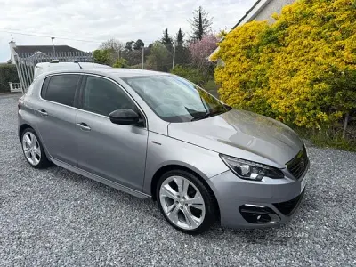 Gebraucht Peugeot 308 GT-line 120 PS (88 kW) 2016 Grau Kleinwagen