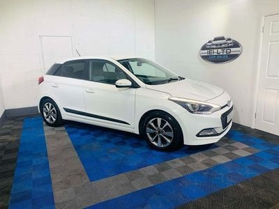 Used Hyundai i20 Premium 2016 White Hatchback