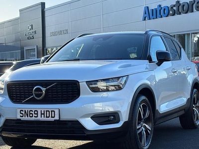 Used Volvo XC40 R-Design 190 HP (139 kW) 2020 SUV