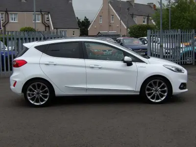 Usado Ford Fiesta 2018 Branco Citadino