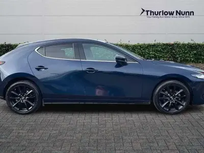 Begagnad Mazda 3 Homura-Line 140 HK (102 kW) 2025 Blå Halvkombi