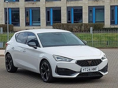 Second-hand Cupra Leon 150 CP (110 kW) 2024 Alb Hatchback