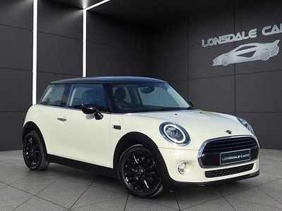 Używany Mini Cooper Hatch 136 KM (100 kW) 2018 Biały Hatchback