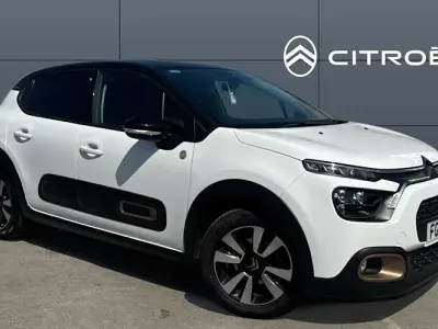 Używany Citroën C3 PureTech 83 KM (61 kW) 2023 Biały Hatchback