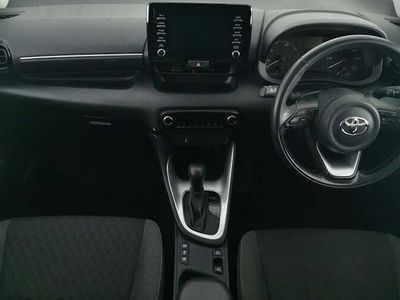 Toyota Yaris Hybrid