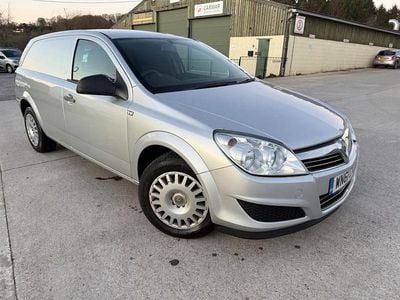 Silver Used 2011 Vauxhall Astra Club Van | £2,945 (Fair price)