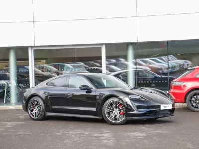 Used Porsche Taycan Performance Package 419 kW (571 HP) 2021 Black Sedan