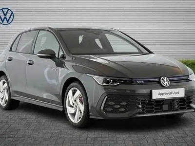 Używany VW Golf VIII GTE 272 KM (200 kW) 2024 Szary Hatchback