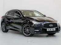 Used Infiniti Q30 Sport Tech 170 HP (125 kW) 2016 Black Hatchback