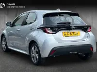 Used Toyota Yaris 114 HP (83 kW) 2024 Silver Hatchback