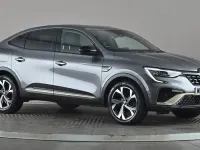 Begagnad Renault Arkana Engineered 142 HK (104 kW) 2023 Grå SUV