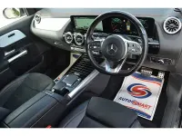 Käytetty Mercedes EQA250 AMG line 139 kW (190 HP) 2021 Musta Katumaasturi