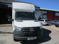 Usado Mercedes Sprinter 163 HP (119 kW) 2021 Branco Van