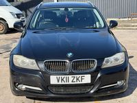 Używany BMW 320 Exclusive 2011 Czarny Kombi