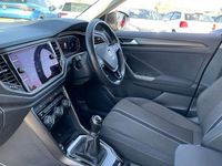 Used VW T-Roc Design 150 HP (110 kW) 2018 Blue SUV