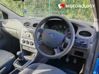 Usado Ford Focus 99 HP (72 kW) 2006 Azul Citadino