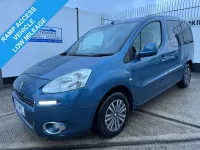 Used Peugeot Partner Tepee S 92 HP (67 kW) 2013 Blue MPV