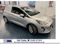 Käytetty Ford Fiesta 85 HP (62 kW) 2019 Hopea Viistoperä