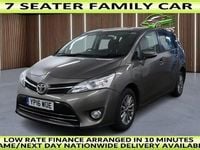 Usado Toyota Verso Multidrive S 147 HP (108 kW) 2016 Castanho Monovolume