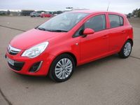 Used Vauxhall Corsa 83 HP (61 kW) 2013 Red Hatchback